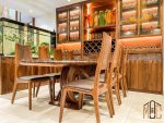 Bàn ghế ăn gỗ óc chó và tủ rượu gỗ óc chó anh Đức biệt thự Ninh Hiệp