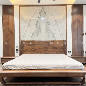 Giường ngủ gỗ óc chó - Anh Đức biệt thự Ninh Hiệp