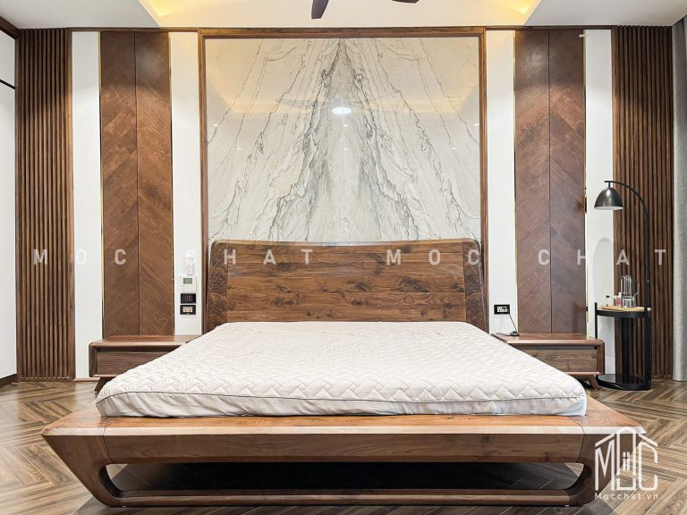 Giường ngủ gỗ óc chó - Anh Đức biệt thự Ninh Hiệp