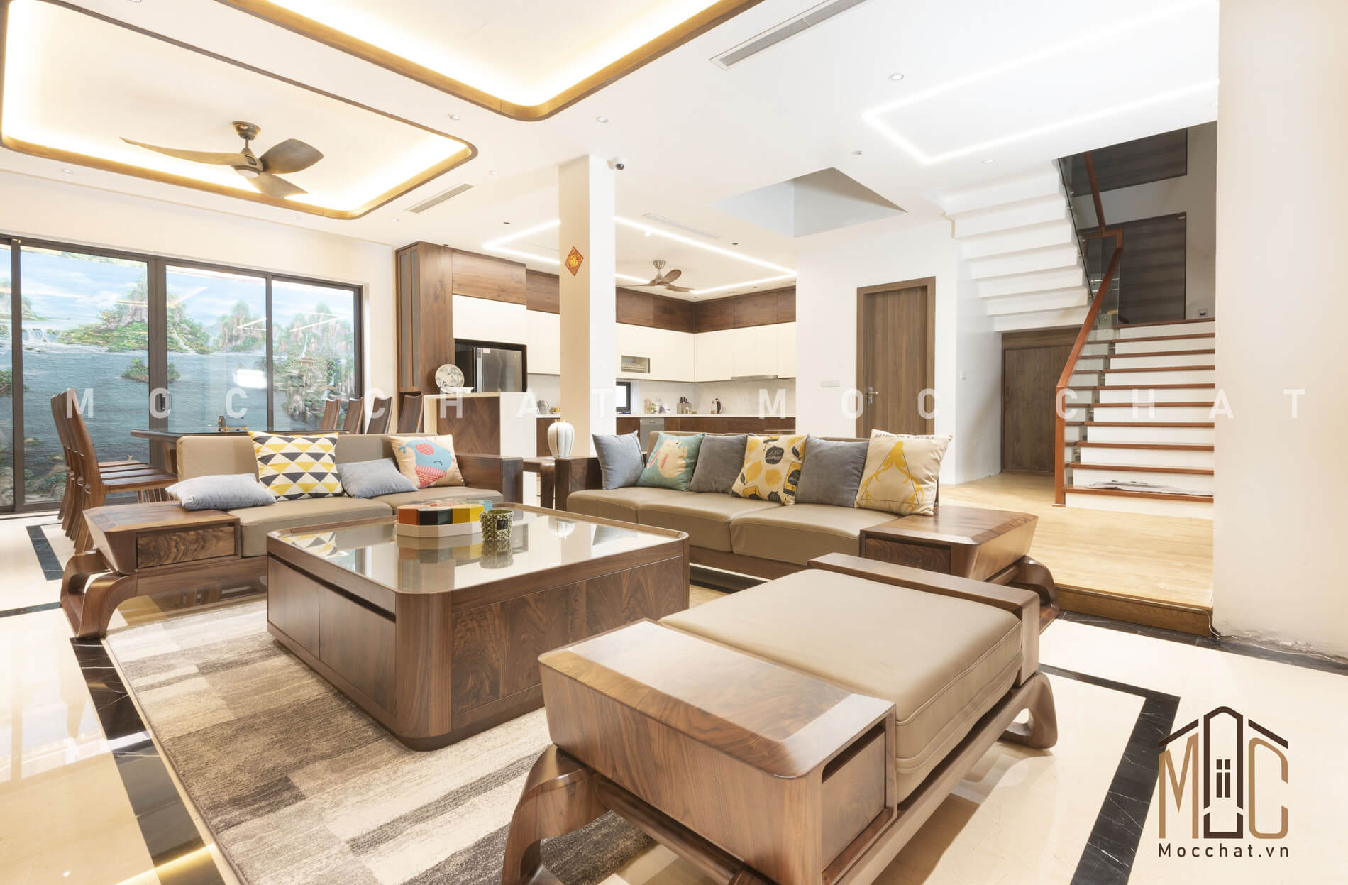 Sofa gỗ óc chó phòng khách anh Đạt biệt thự Đông Anh