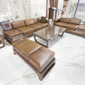 Sofa gỗ óc chó phòng khách anh Tuấn chung cu Discovery Cầu Giấy