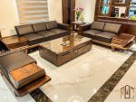 Bàn ghế sofa gỗ óc chó phòng khách nhà chị Huyền