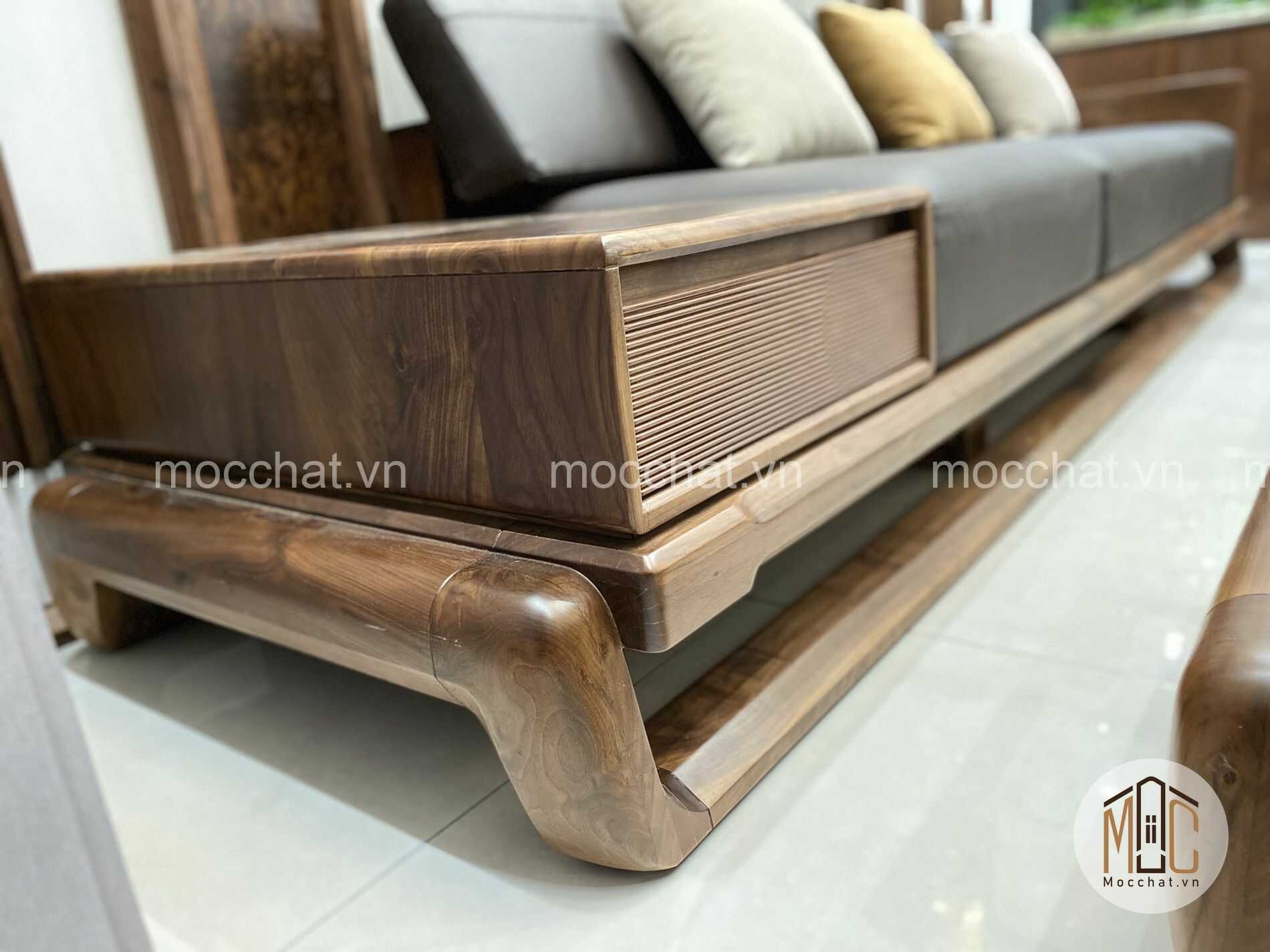 Băng dài 3 chỗ ngồi sofa gỗ óc chó