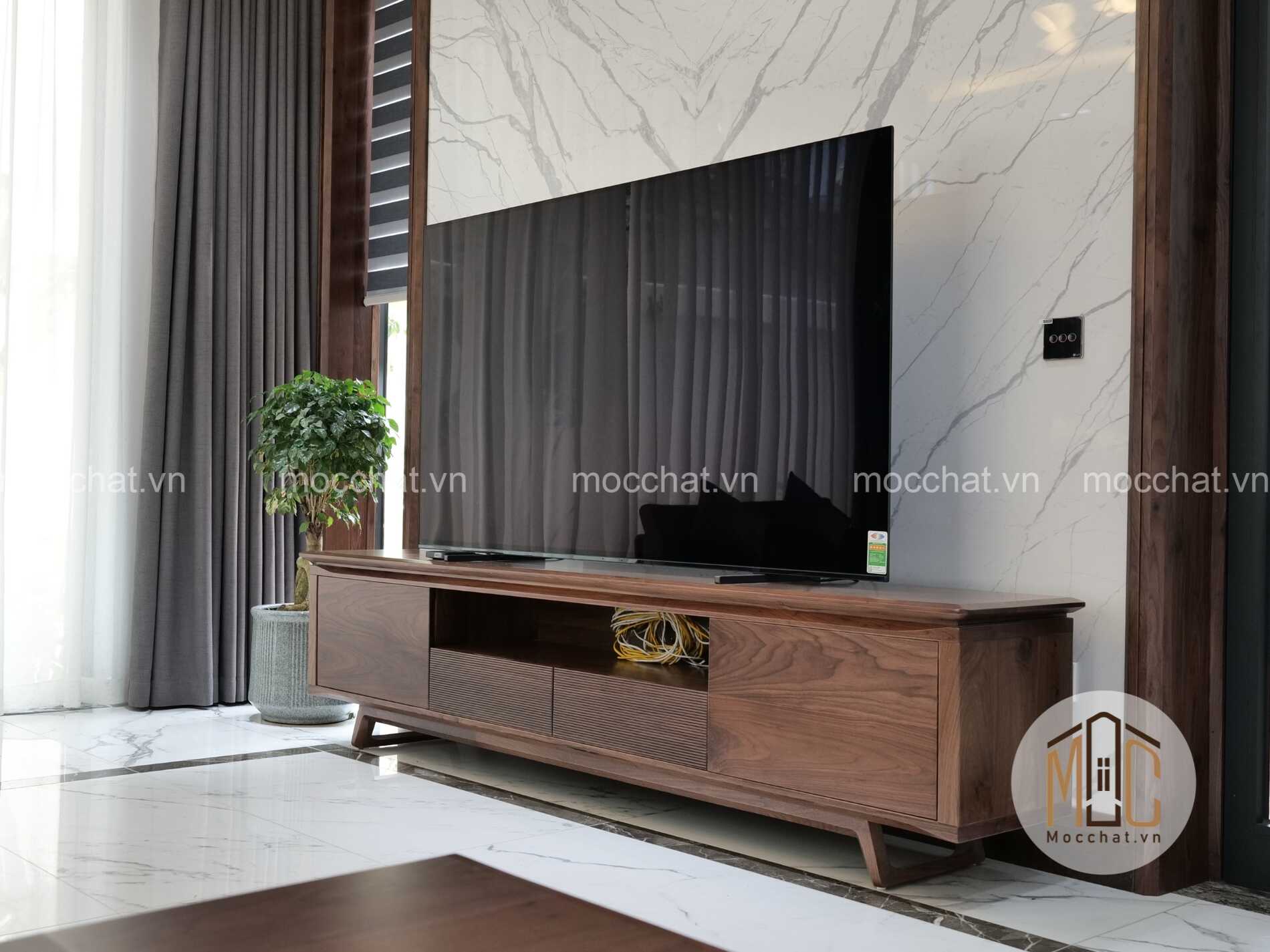 Kệ tivi gỗ óc chó cao cấp hiện đại