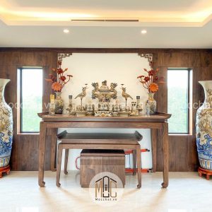 Bàn thờ gỗ óc chó