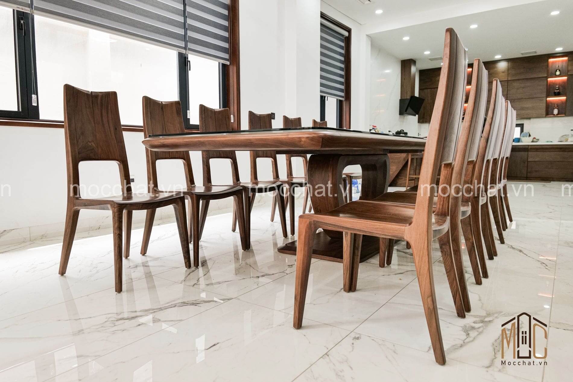 Mẫu bàn ăn gỗ óc chó đẹp hiện đại cao cấp