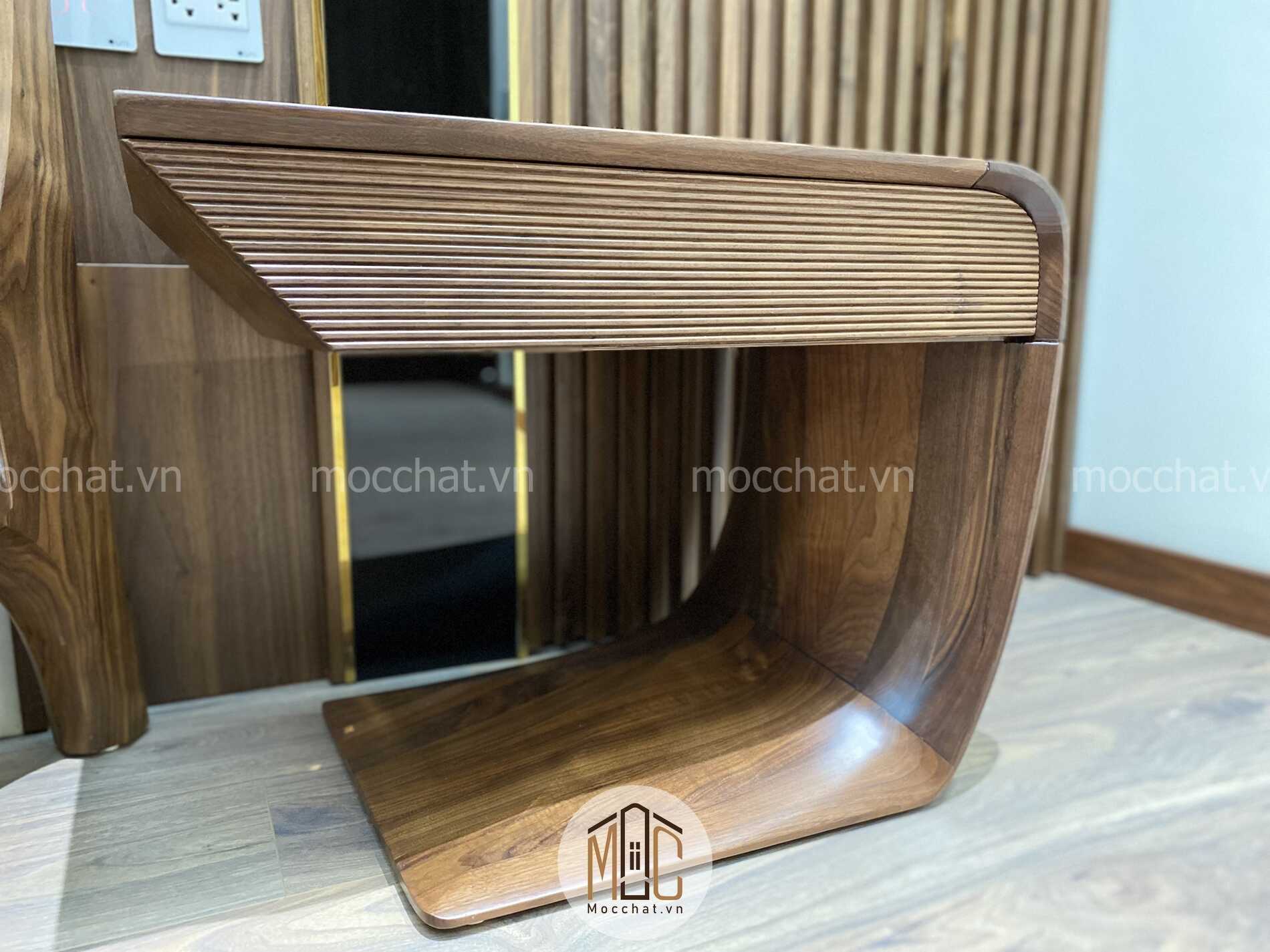 Tab đầu giường gỗ óc chó