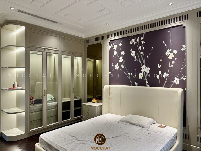 phong-ngu-hien-dai-voi-tu-quan-ao-kinh-va-giuong-boc-nem-kem-7-39-tulip-vinhome-reverside