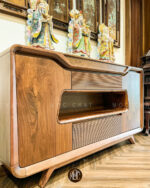 Kệ trang trí gỗ óc chó cao cấp hiện đại