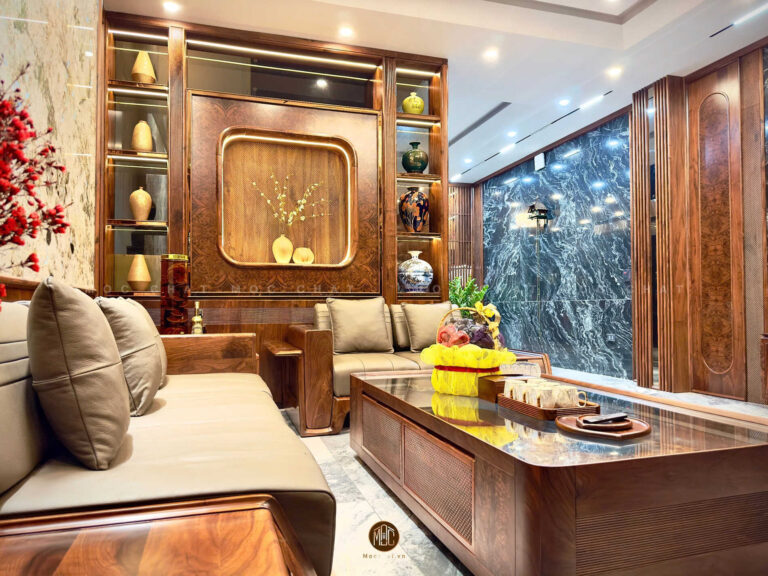 phong-khach-go-oc-cho-dang-cap-voi-sofa-sang-trong-va-ban-tra-mat-kinh-nha-pho-anh-Hien-Nghe-An