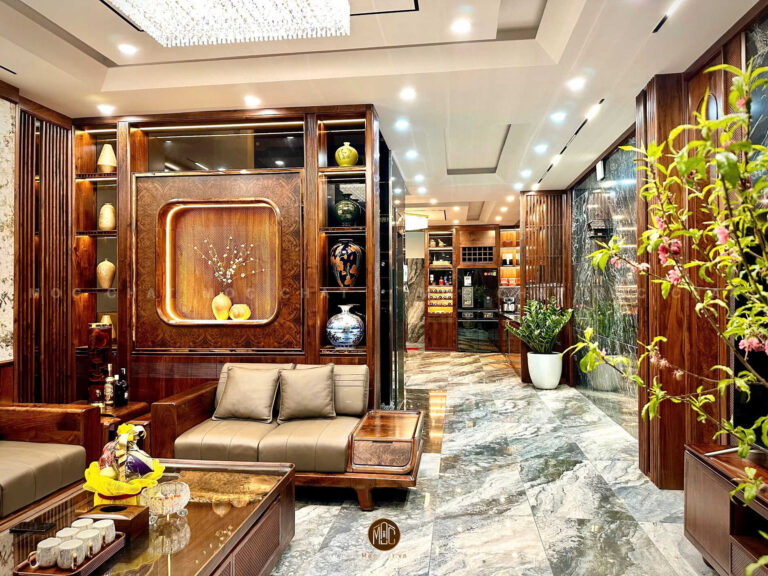 phong-khach-go-oc-cho-sang-trong-voi-sofa-dem-da-va-tu-ke-trang-tri-dang-cap-nha-pho-anh-Hien-Nghe-An
