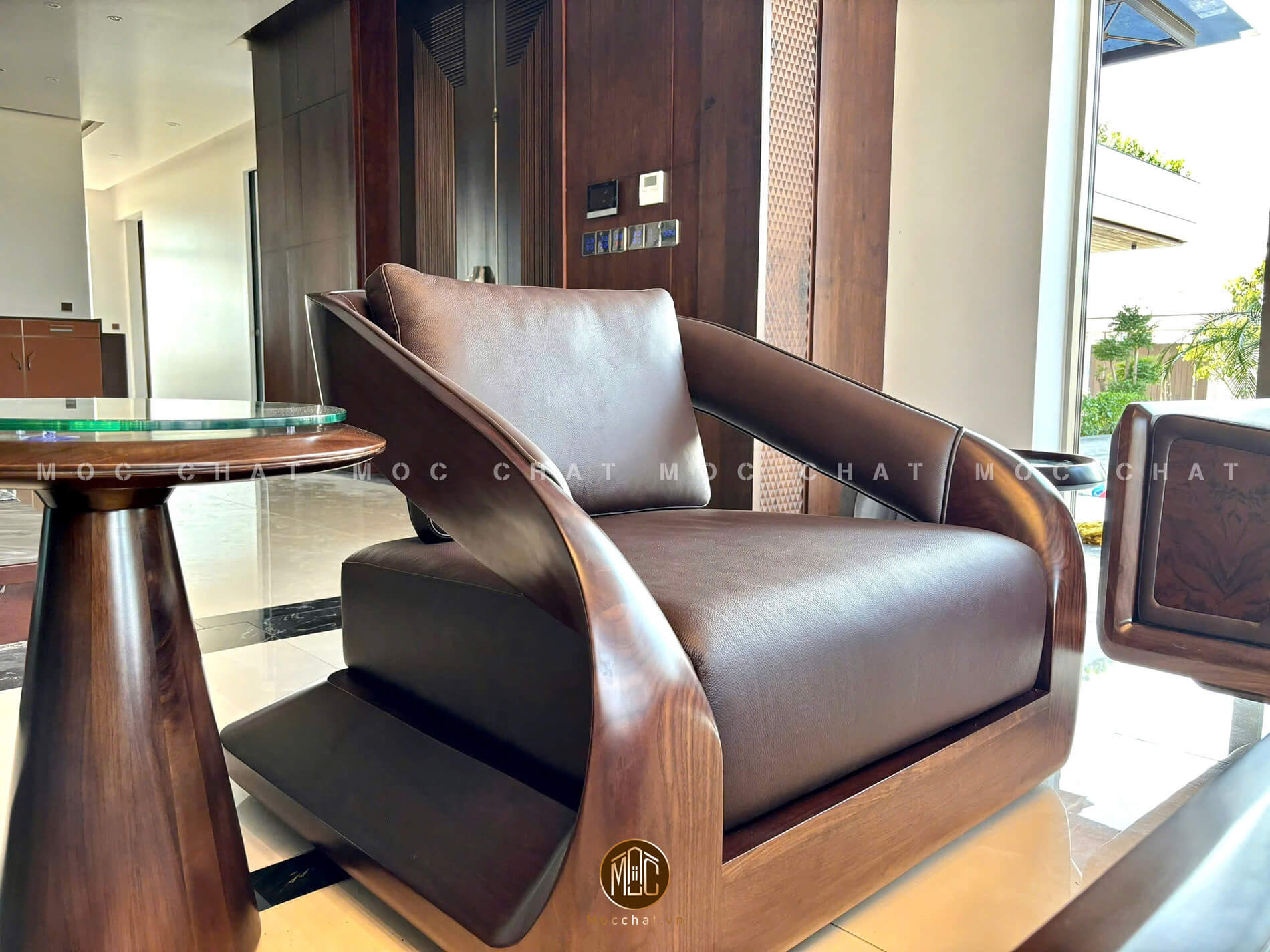 Ghế đơn sofa gỗ óc chó