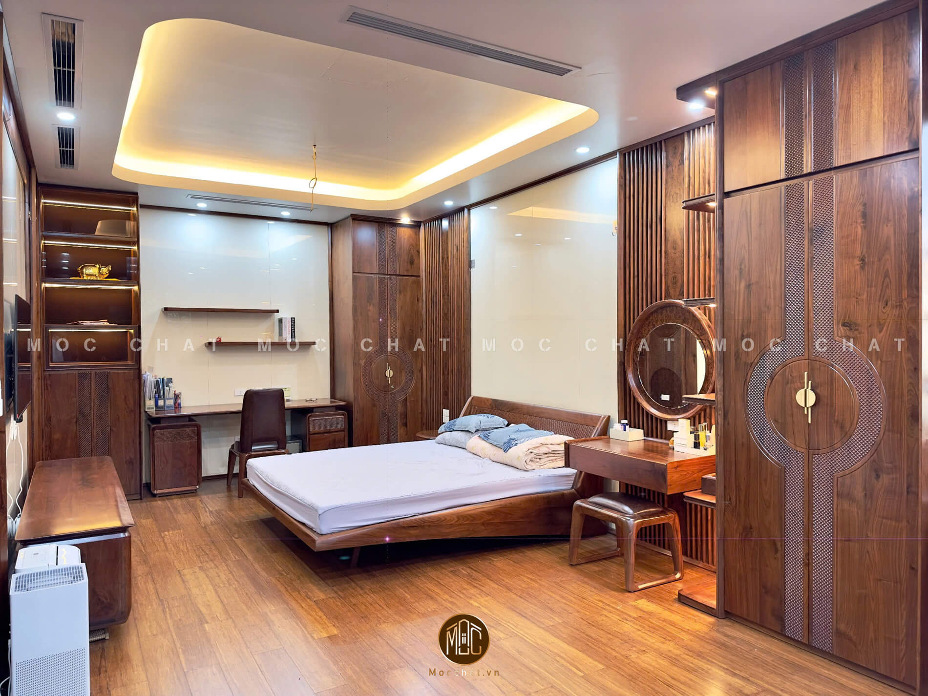 Giường ngủ gỗ óc chó dáng thấp hiện đại, thiết kế giấu chân