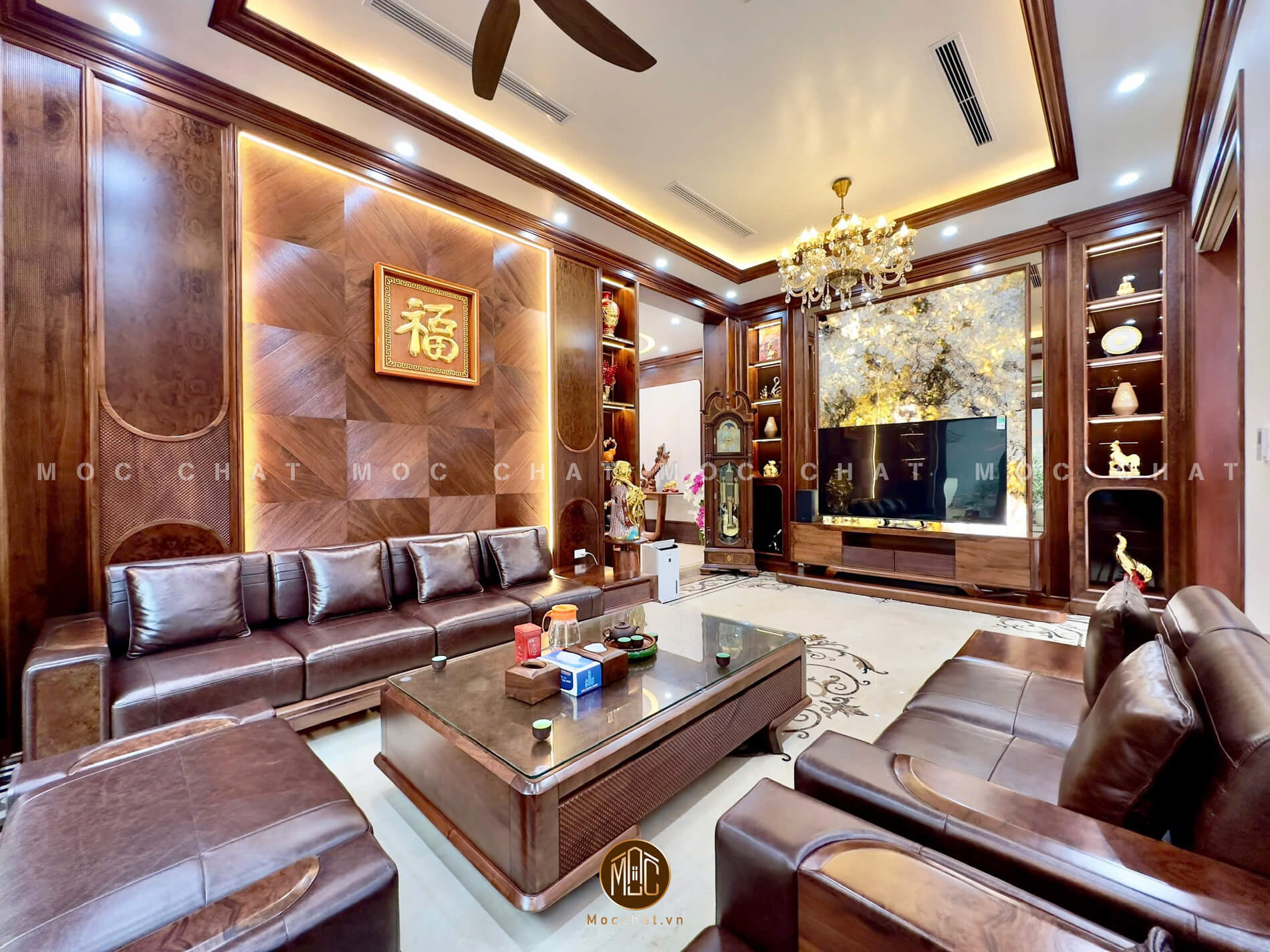 Nội thất phòng khách gỗ óc chó cao cấp với sofa chữ U sang trọng
