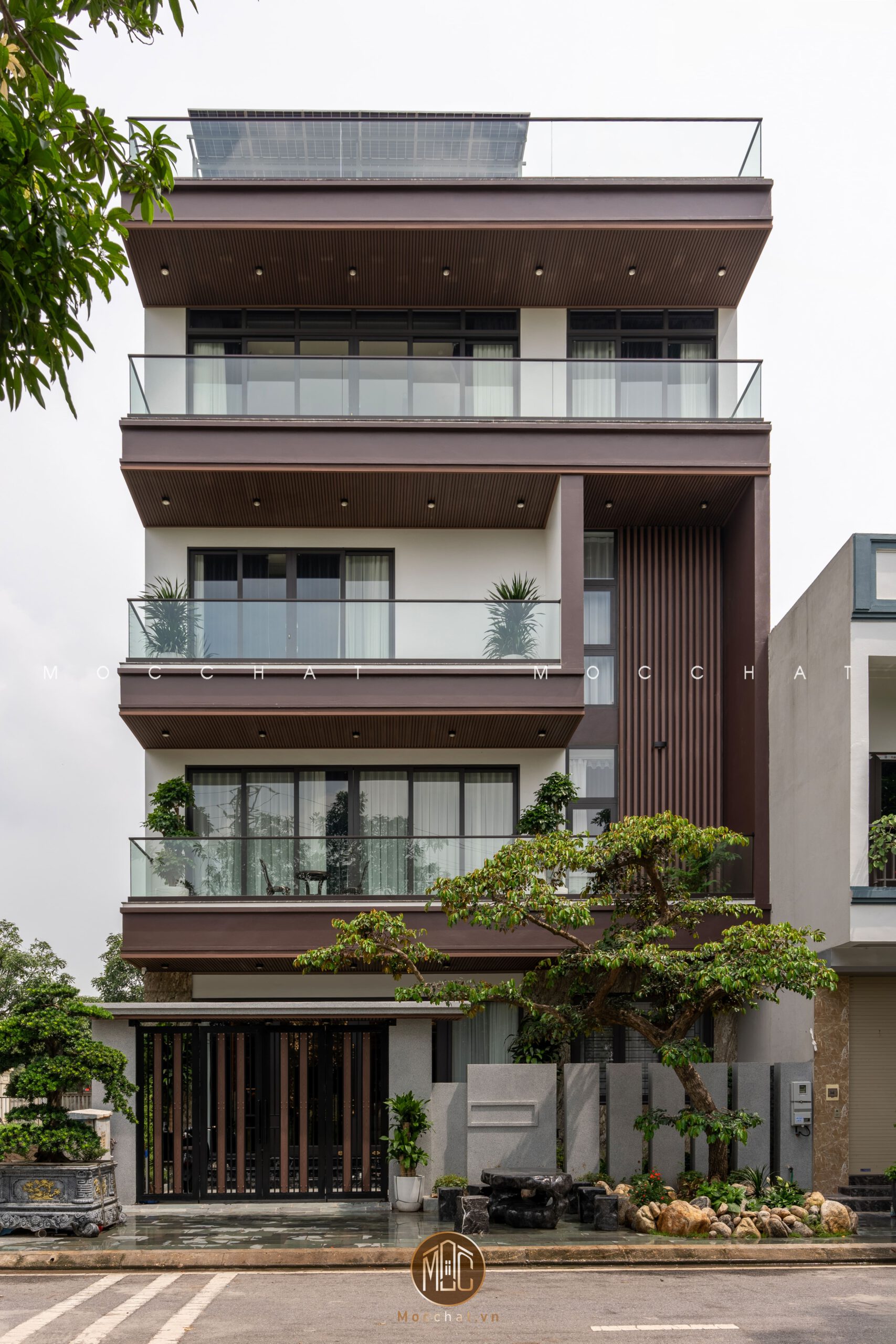 H Villa được thiết kế nội thất bên trong full gỗ óc chó H Villa được thiết kế nội thất bên trong full gỗ óc chó